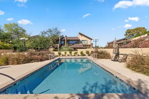 Exterior - 7352 N 7th Pl, Phoenix, AZ 85020 photo 10 of 12