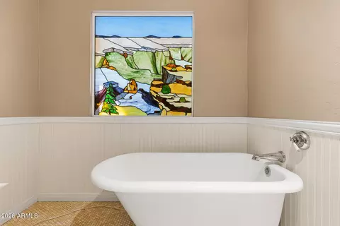 Bath - 7352 N 7th Pl, Phoenix, AZ 85020 photo 6 of 6
