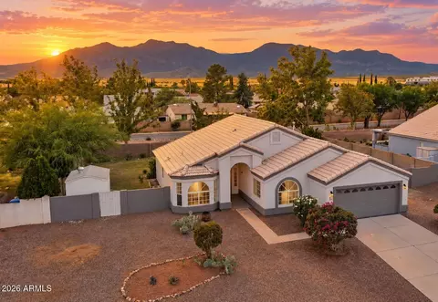 1382 Overlook Dr, Sierra Vista, AZ 85635
