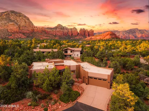 2250 E Mule Deer Rd, Sedona, AZ 86336