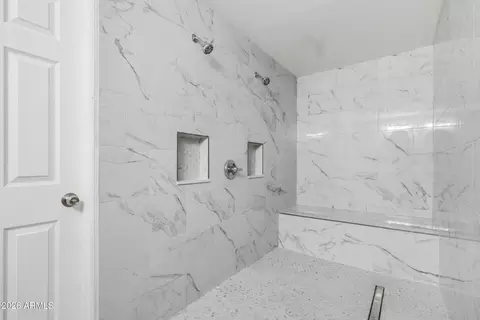 Bath - 749 E Mcdowell Blvd, Apache Junction, AZ 85119 photo 6 of 7