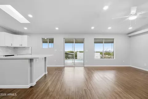 Living - 749 E Mcdowell Blvd, Apache Junction, AZ 85119 photo 3 of 5