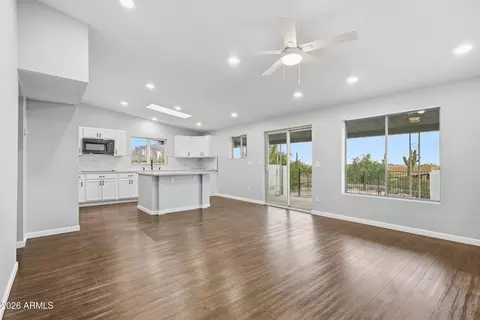 Living - 749 E Mcdowell Blvd, Apache Junction, AZ 85119 photo 2 of 5