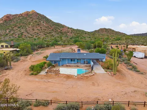 Exterior - 749 E Mcdowell Blvd, Apache Junction, AZ 85119 photo 8 of 12