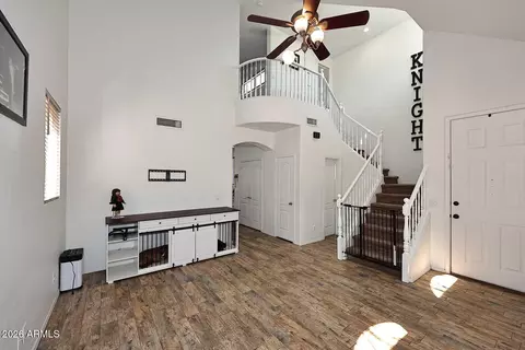 Entry Way - 5242 E Hilton Ave, Mesa, AZ 85206 photo 2 of 4