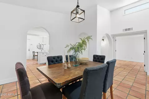 Dining - 16449 N 29th Ln, Phoenix, AZ 85053 photo 4 of 5