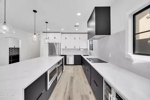 Kitchen - 3533 E Flower St, Gilbert, AZ 85298 photo 4 of 7