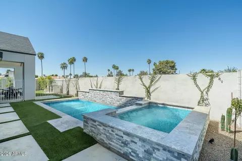 Exterior - 6314 N 10th Dr, Phoenix, AZ 85013 photo 5 of 12