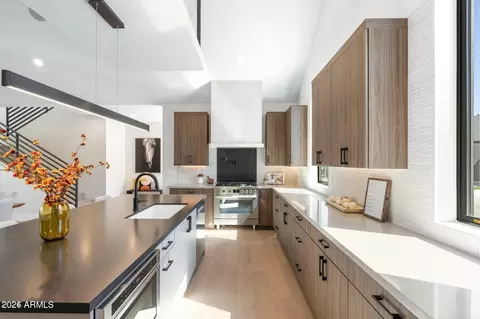 Kitchen - 6314 N 10th Dr, Phoenix, AZ 85013 photo 3 of 3
