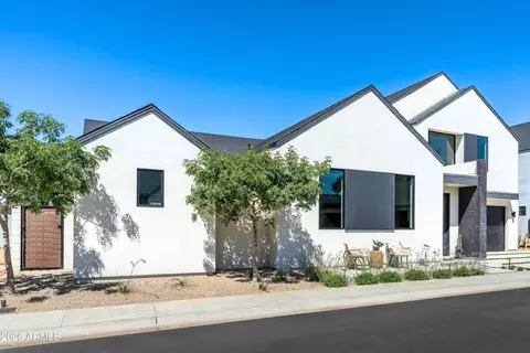 Exterior - 6314 N 10th Dr, Phoenix, AZ 85013 photo 4 of 12