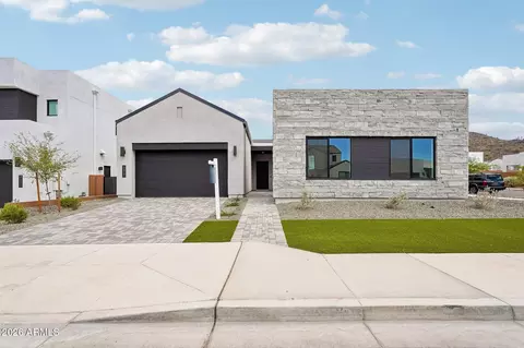 7312 W Running Deer Trl, Peoria, AZ 85383