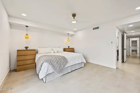 Bedroom - 5621 N Palacio Pl, Phoenix, AZ 85014 photo 2 of 6
