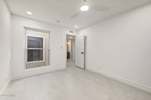 Bedroom - 5621 N Palacio Pl, Phoenix, AZ 85014 photo 6 of 6