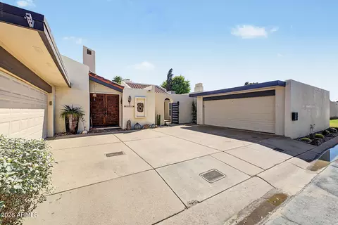 Exterior - 5621 N Palacio Pl, Phoenix, AZ 85014 photo 2 of 11
