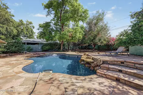 Exterior - 6319 N 13th Pl, Phoenix, AZ 85014 photo 5 of 10