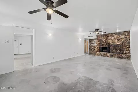 Living - 6319 N 13th Pl, Phoenix, AZ 85014 photo 1 of 8