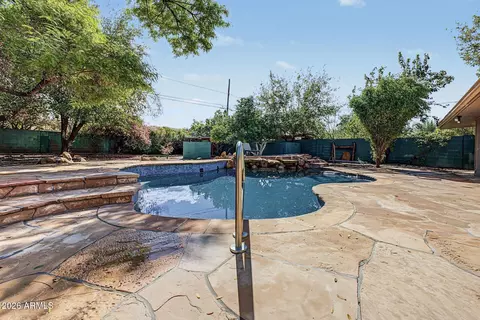 Exterior - 6319 N 13th Pl, Phoenix, AZ 85014 photo 6 of 10