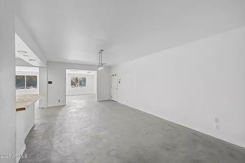 Living - 6319 N 13th Pl, Phoenix, AZ 85014 photo 7 of 8