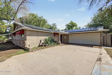 Exterior - 6319 N 13th Pl, Phoenix, AZ 85014 photo 3 of 10
