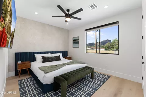 Bedroom - 4546 E Campbell Ave, Phoenix, AZ 85018 photo 5 of 7