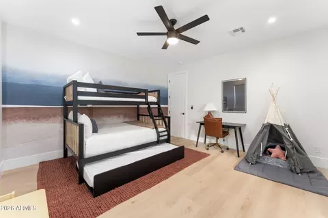 Bedroom - 4546 E Campbell Ave, Phoenix, AZ 85018 photo 7 of 7