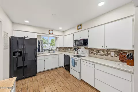 Kitchen - 5656 E Des Moines St #1024, Mesa, AZ 85205 photo 1 of 3