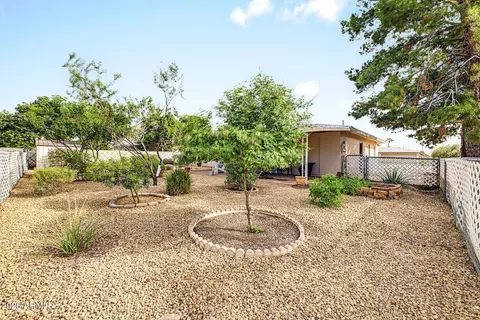 Exterior - 5656 E Des Moines St #1024, Mesa, AZ 85205 photo 2 of 10