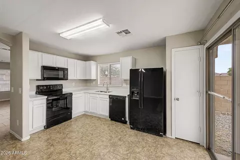 Kitchen - 2820 S 64th Dr, Phoenix, AZ 85043 photo 2 of 2