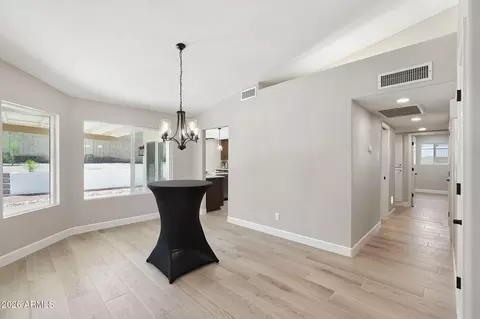 Dining - 1007 E Grandview Rd, Phoenix, AZ 85022 photo 1 of 1