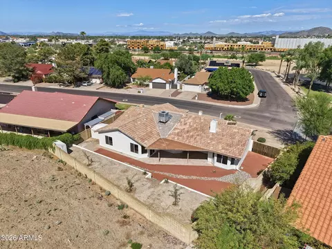 View/Area - 1007 E Grandview Rd, Phoenix, AZ 85022 photo 8 of 10