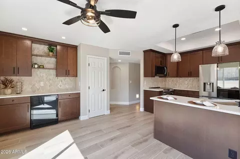 Kitchen - 1007 E Grandview Rd, Phoenix, AZ 85022 photo 2 of 6