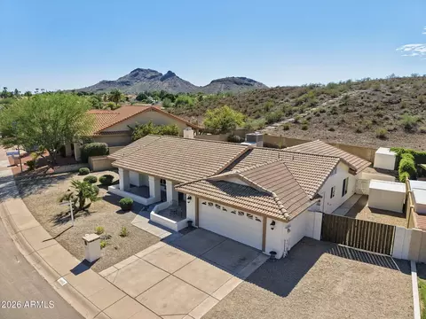 View/Area - 1007 E Grandview Rd, Phoenix, AZ 85022 photo 2 of 10