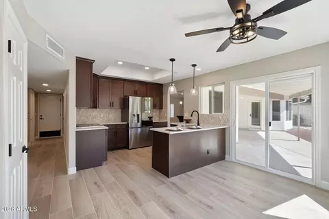 Kitchen - 1007 E Grandview Rd, Phoenix, AZ 85022 photo 4 of 6