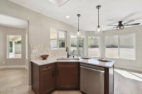 Kitchen - 1007 E Grandview Rd, Phoenix, AZ 85022 photo 6 of 6