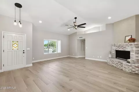 Living - 1007 E Grandview Rd, Phoenix, AZ 85022 photo 2 of 6