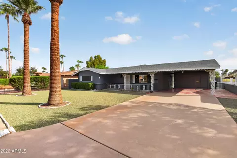 629 S Edgewater Dr, Mesa, AZ 85208