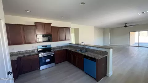 25422 W Maldonado Ct, Buckeye, AZ 85326