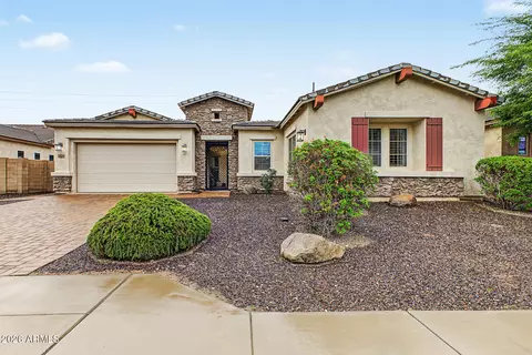 Exterior - 2950 E Derringer Way, Gilbert, AZ 85297 photo 2 of 18