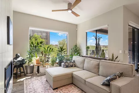 Living - 5250 E Deer Valley Dr #360, Phoenix, AZ 85054 photo 8 of 8