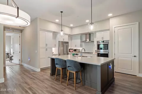 Kitchen - 5250 E Deer Valley Dr #360, Phoenix, AZ 85054 photo 1 of 4