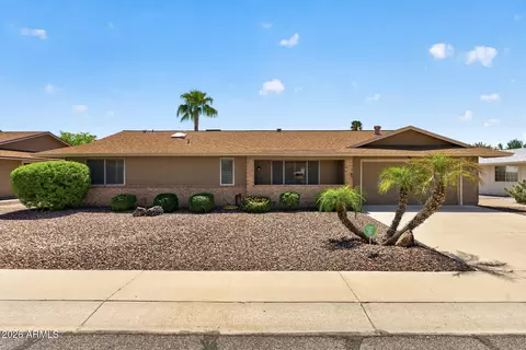 9711 W Calico Dr, Sun City, AZ 85373