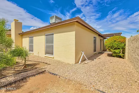 Exterior - 2263 E Christy Dr, Phoenix, AZ 85028 photo 3 of 6