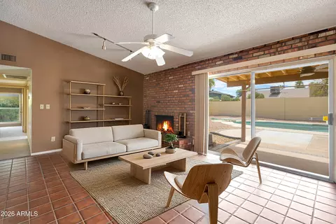 Living - 2263 E Christy Dr, Phoenix, AZ 85028 photo 4 of 12