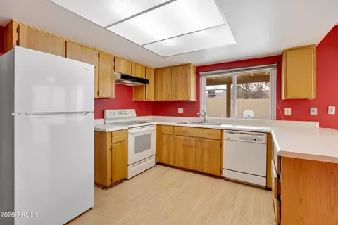 Kitchen - 2263 E Christy Dr, Phoenix, AZ 85028 photo 3 of 3