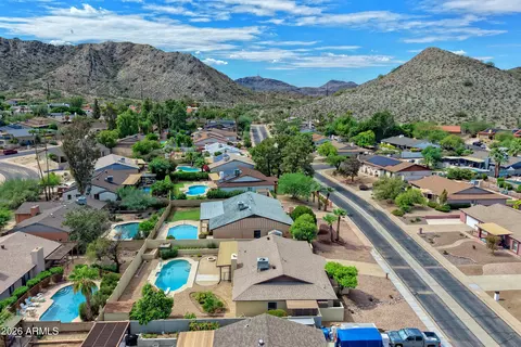 View/Area - 2263 E Christy Dr, Phoenix, AZ 85028 photo 9 of 9