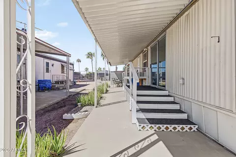 1050 E Broadway Ave #18, Apache Junction, AZ 85119 photo 3