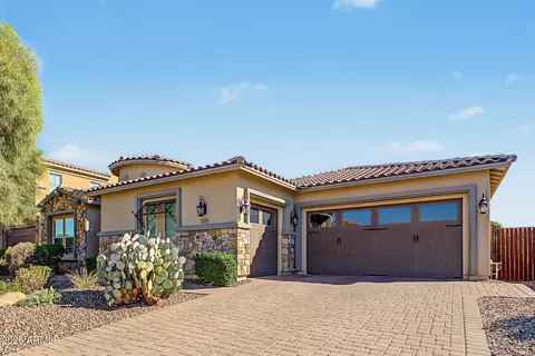 Exterior - 2197 E Lindrick Dr, Gilbert, AZ 85298 photo 4 of 13