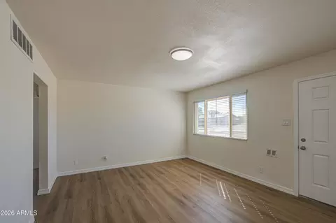 Living - 680 W Raymond St, Coolidge, AZ 85128 photo 3 of 8