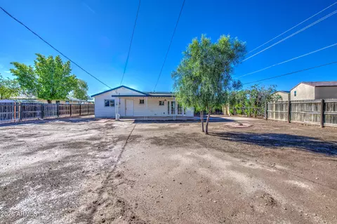 Exterior - 680 W Raymond St, Coolidge, AZ 85128 photo 3 of 3
