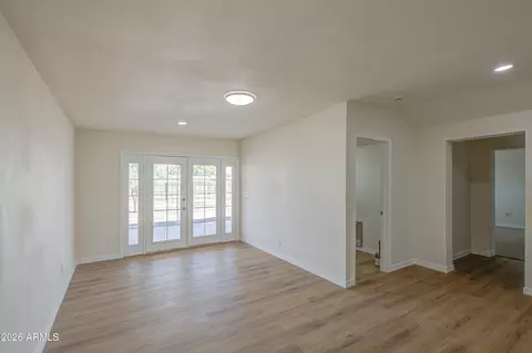 Living - 680 W Raymond St, Coolidge, AZ 85128 photo 7 of 8